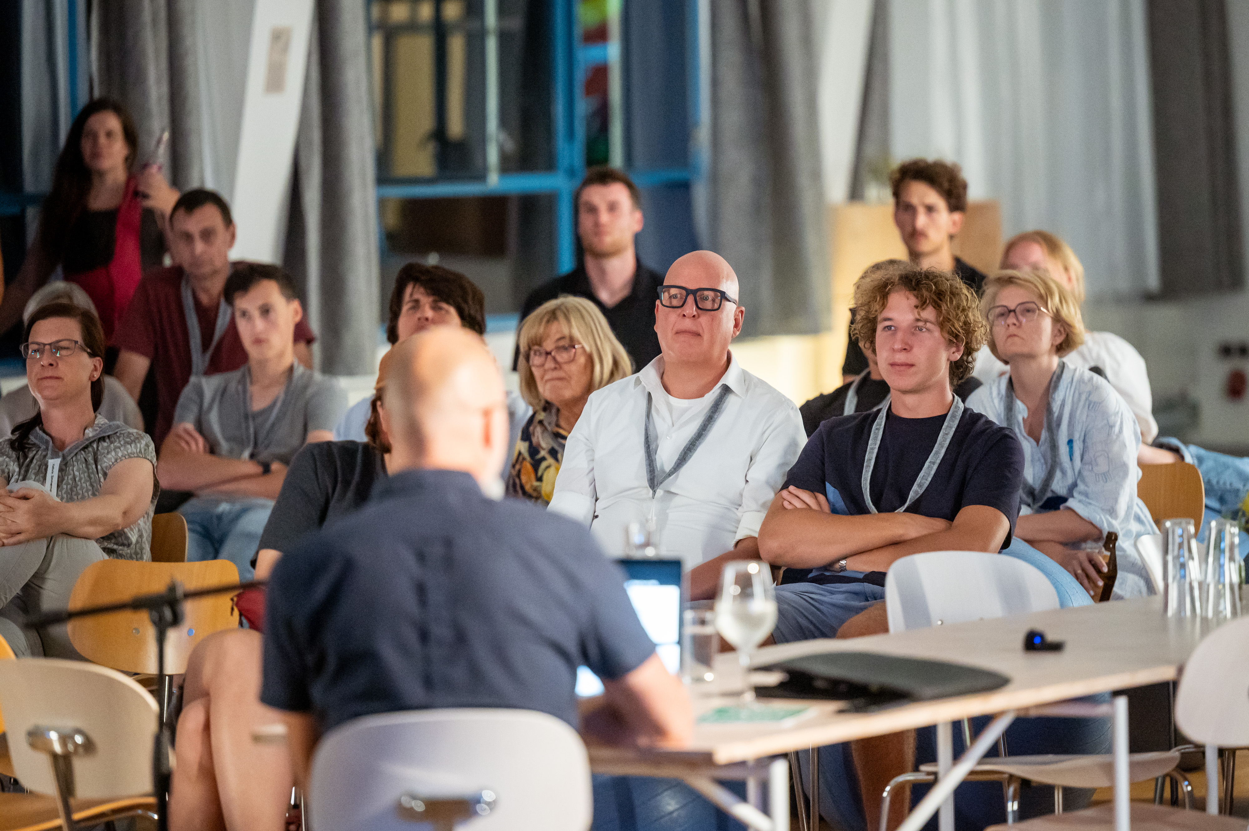 Bildbeschreibungstext